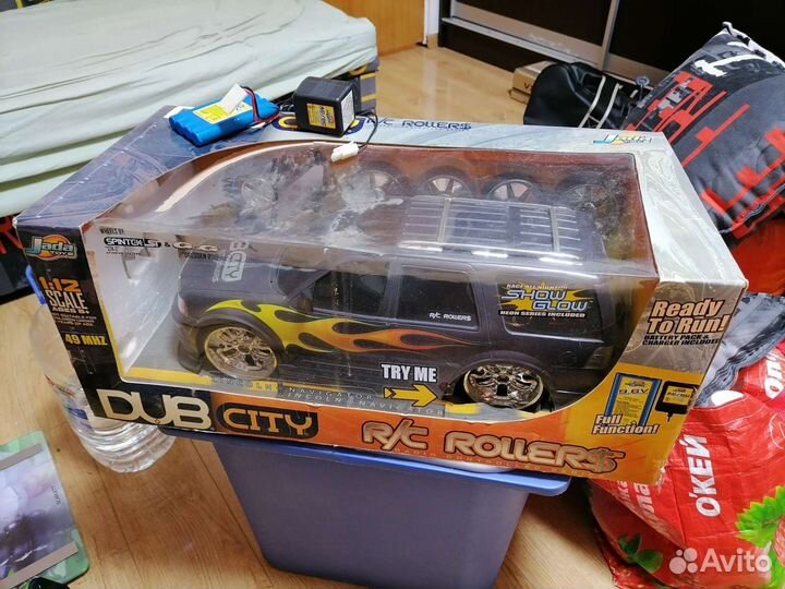 Jada Toys Lincoln Navigator Dub City 1:12