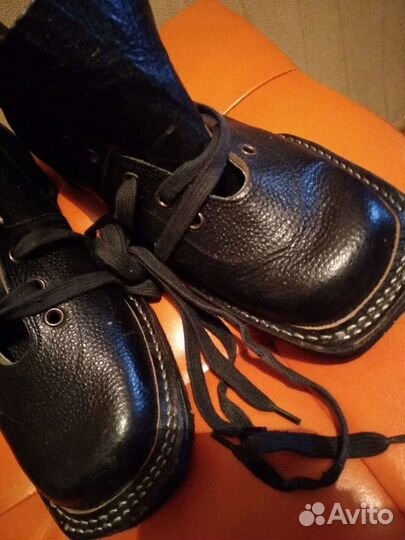 Винтаж. Новые лыжные ботинки ссср, 70 е