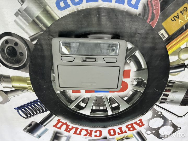 Плафон салона mitsubishi pajero sport 2