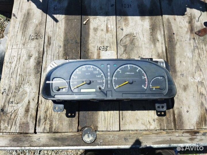 Спидометр Nissan Elgrand AVE50 QD32ETI 1997