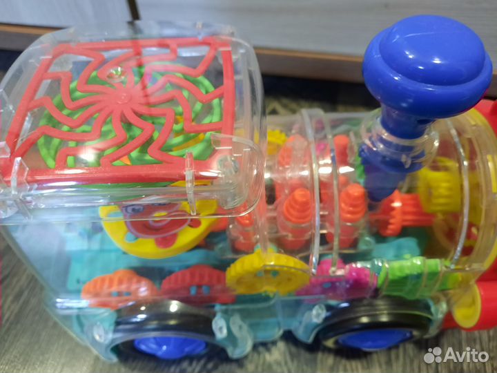 Паровоз музыкальный игрушка