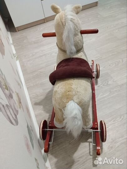 Лошадь качалка