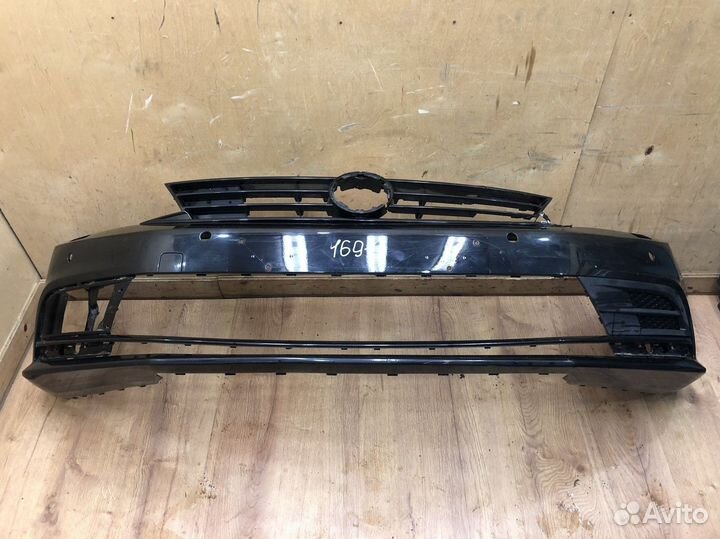 Бампер передний Volkswagen Jetta 2015-2018