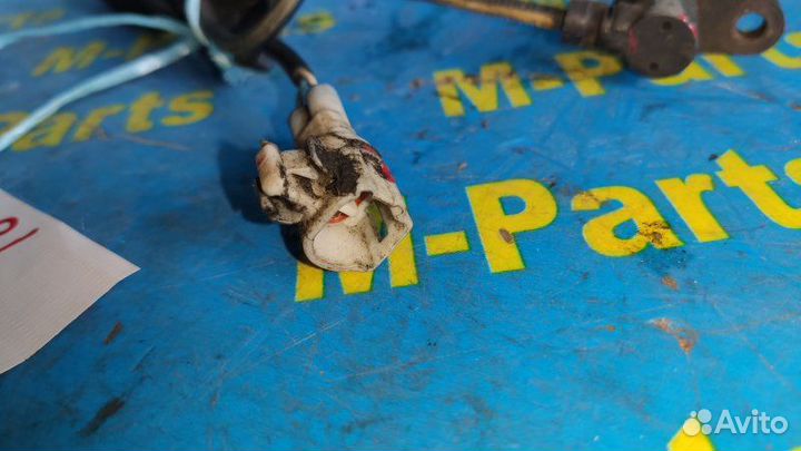 Датчик abs передний правый Toyota Corolla NZE121