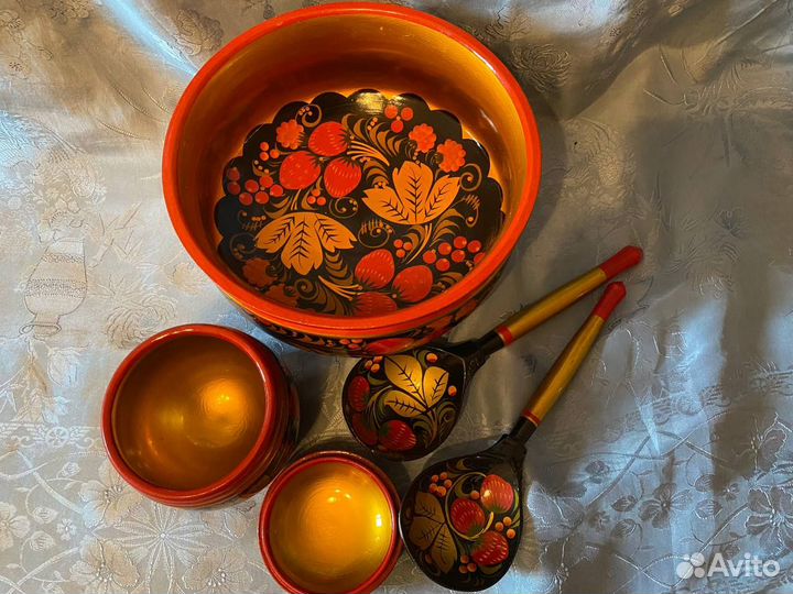 Хохлома. Братина и сахарница