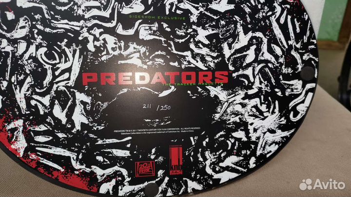 Tracker Predator sideshow