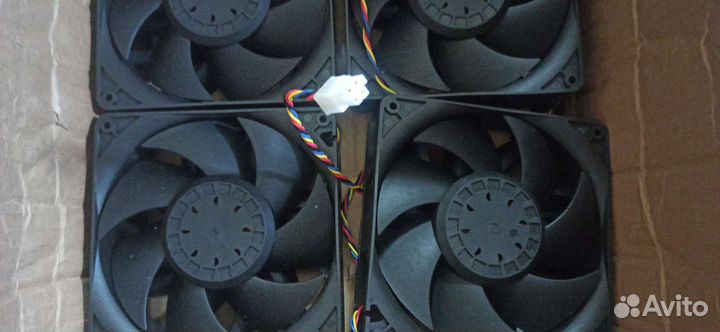 Вентилятор на asic 4pin