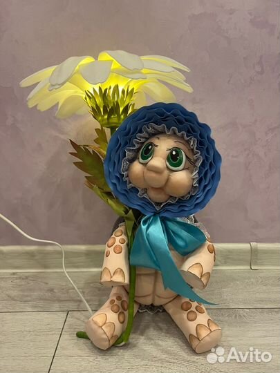 Ростовые цветы, светильники