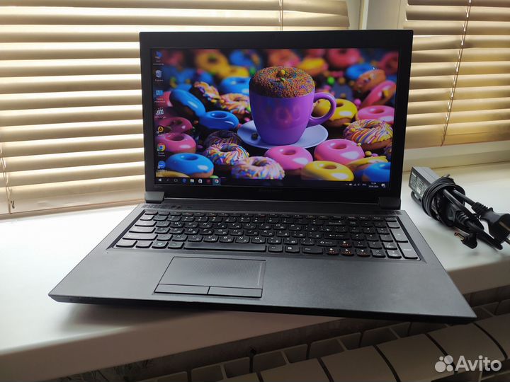 Ноутбук Lenovo 4 Гб, ssd диск