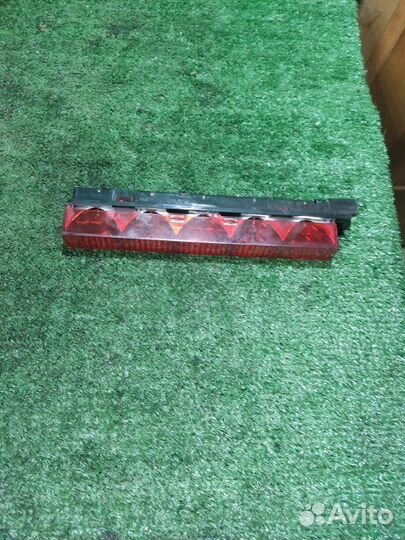 Стоп-сигнал дополнительный Ford Focus 2 1.8 2010