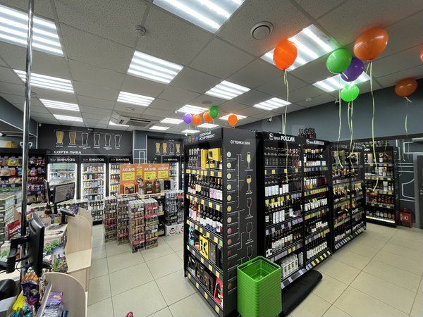 Продам торговое помещение, 207 м²