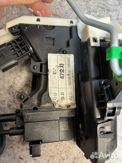 Замок двери задний левый Kia Cerato 4 BD G4NA 2020