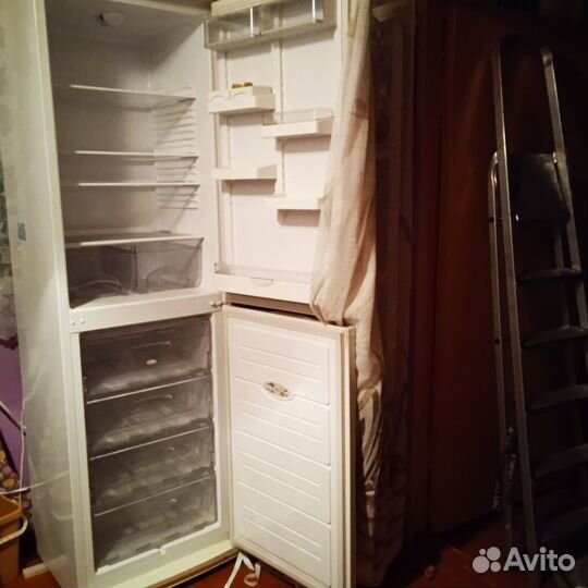 Холодильник б/у Атлант