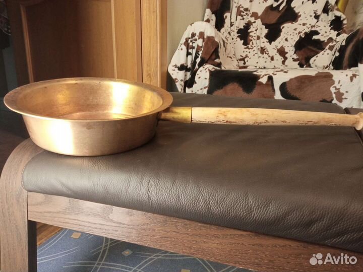 Таз латунный для варенья с длинной ручкой