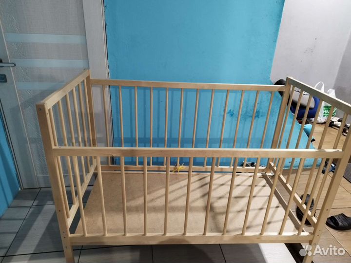 Детская кроватка