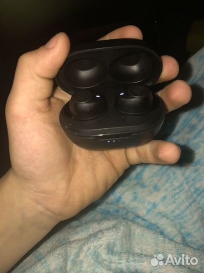 Беспроводные наушники jbl