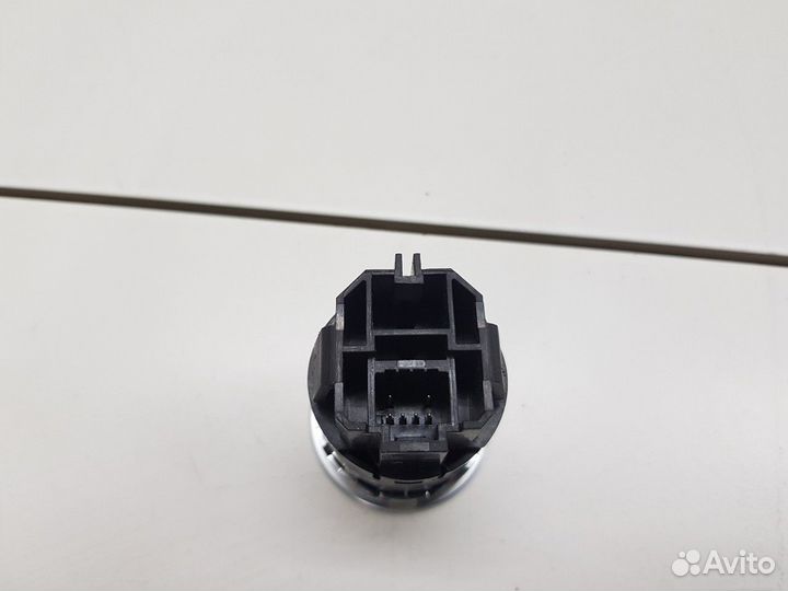 Кнопка запуска двигателя (Chery Tiggo 7)