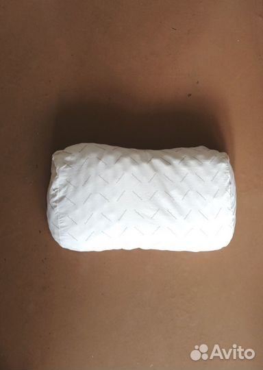 Подушка ортопедическая латексная