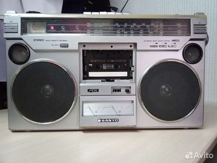 Магнитола sanyo