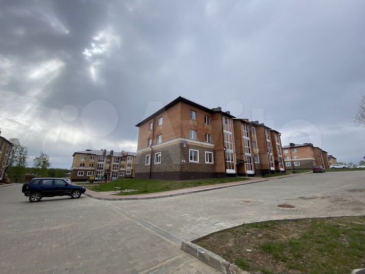 2-к. квартира, 55 м², 1/3 эт.