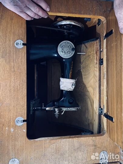 Швейная машина Чайка 3