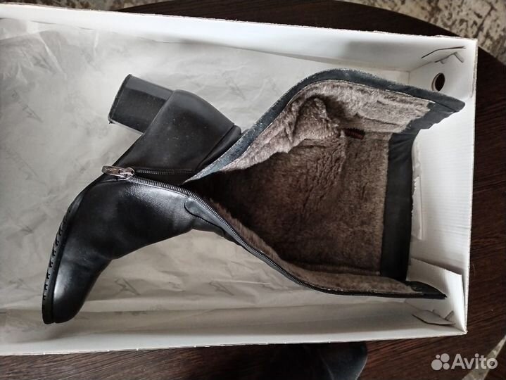 Сапоги женские зимние 39 размер