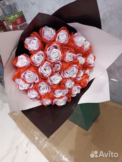 Букет из атласных лент