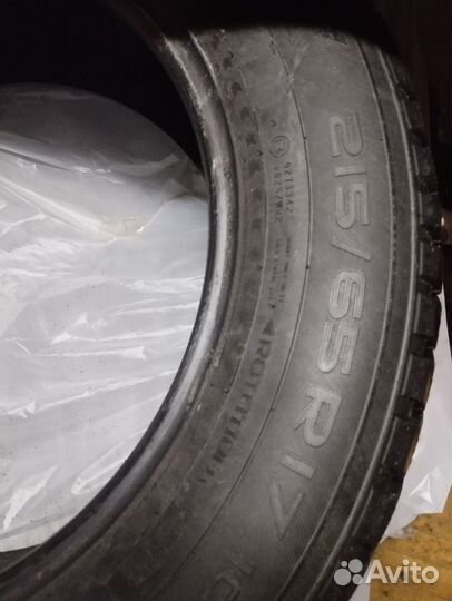 Nokian Tyres Hakkapeliitta 8 215/65 R17