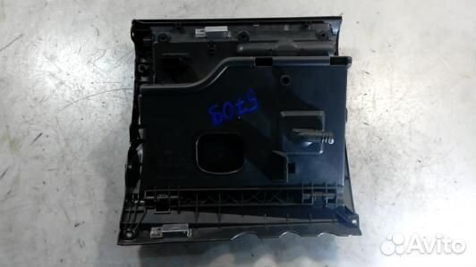 Бардачок (вещевой ящик) volkswagen golf plus (57O0