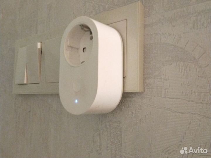 Умная розетка Xiaomi Mi Wi-Fi