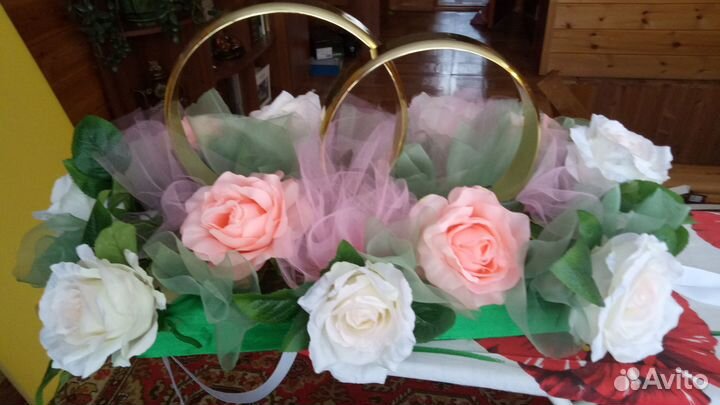 Аренда свадебных украшений на машину