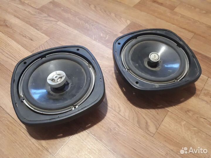 Динамики акустика JBL GTO 627