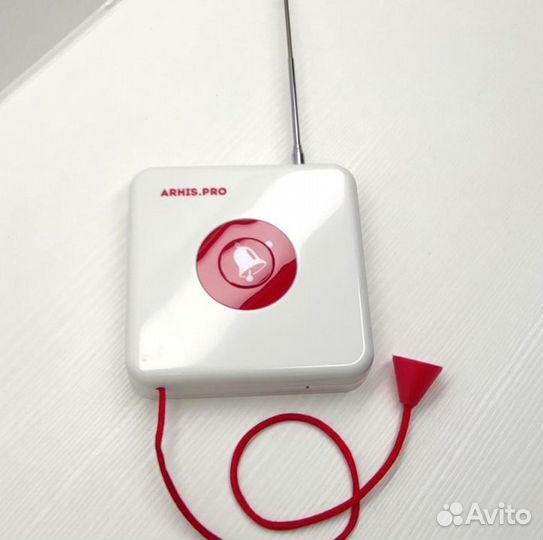 Кнопка вызова персонала для таулетов и санузлов