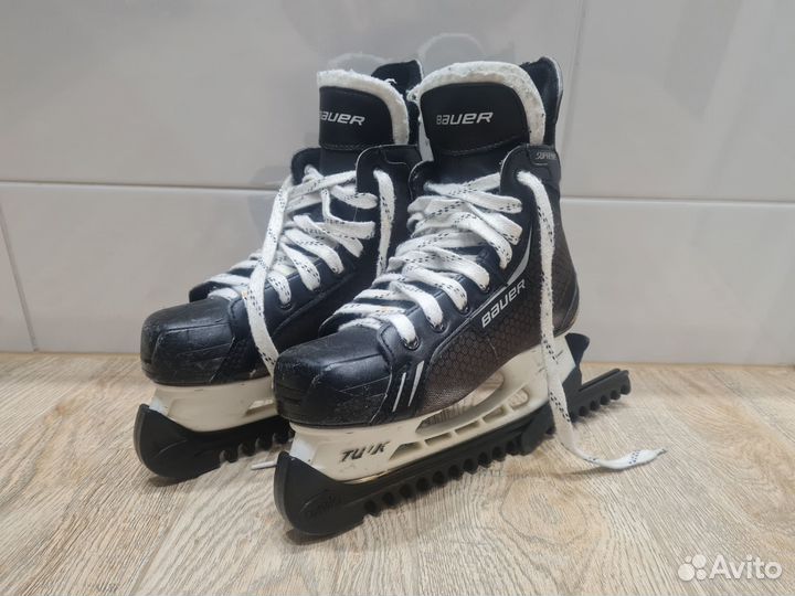 Хоккейные коньки Bauer