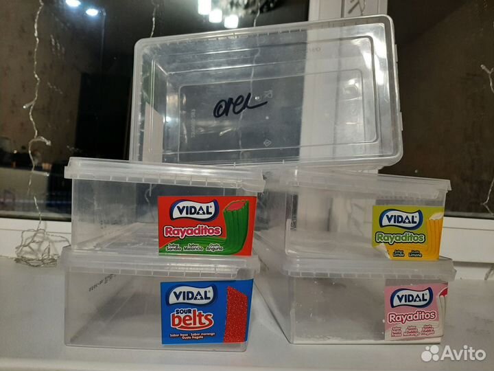 Контейнеры для сыпучих продуктов