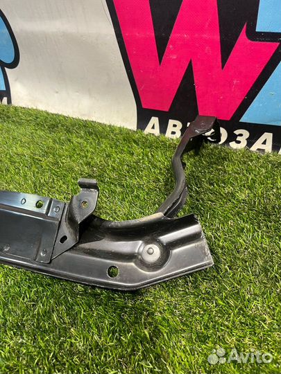 Усилитель бампера передний Fiat 124 2018