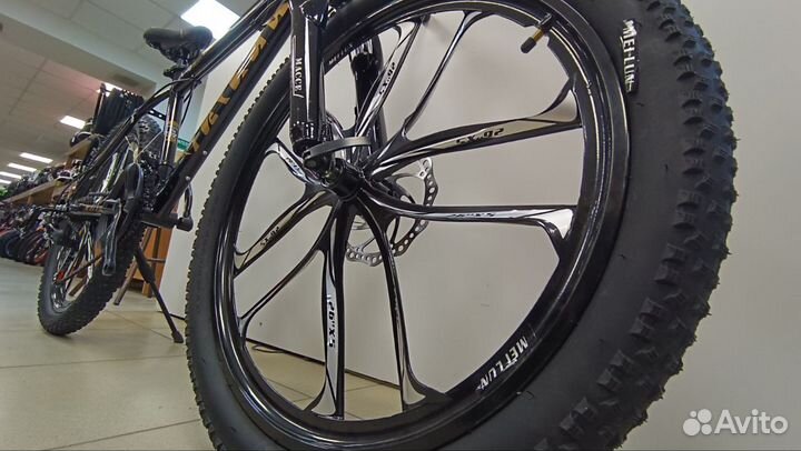 Велосипед на литых дисках 24