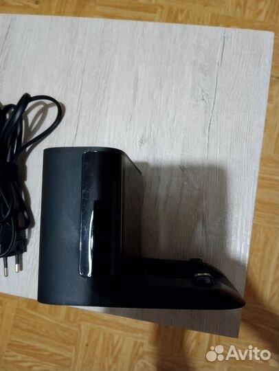 Зарядная станция для робота пылесоса. (rcs0 )