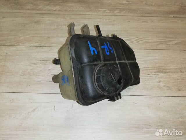 Бачок расширительный Mercedes-Benz