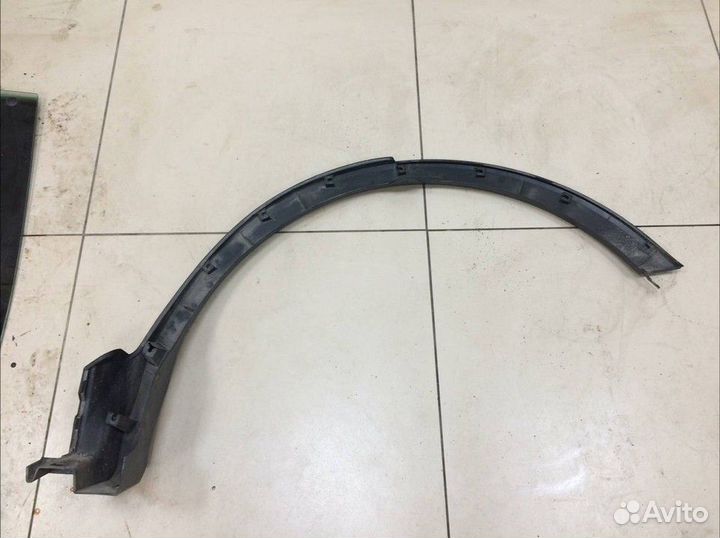 Накладка на крыло заднее правое Toyota RAV4