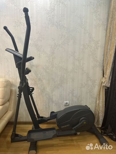 Эллиптический тренажер