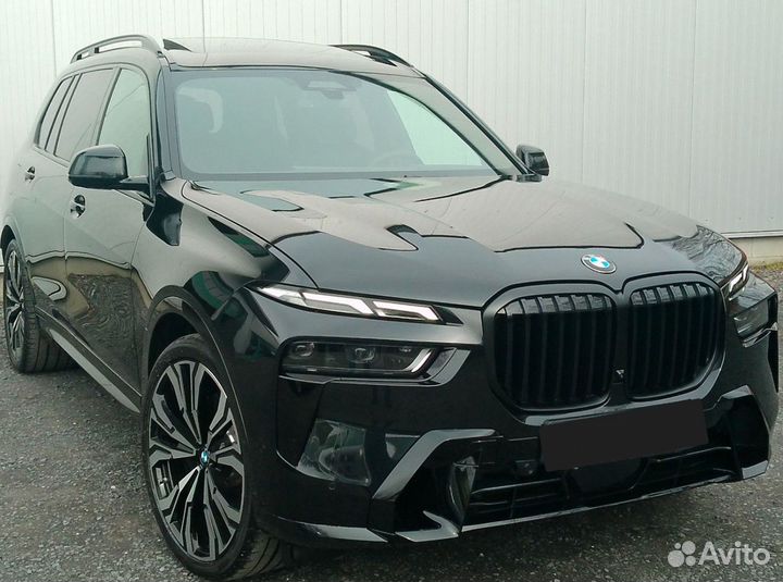 BMW X7 3.0 AT, 2023, 4 000 км