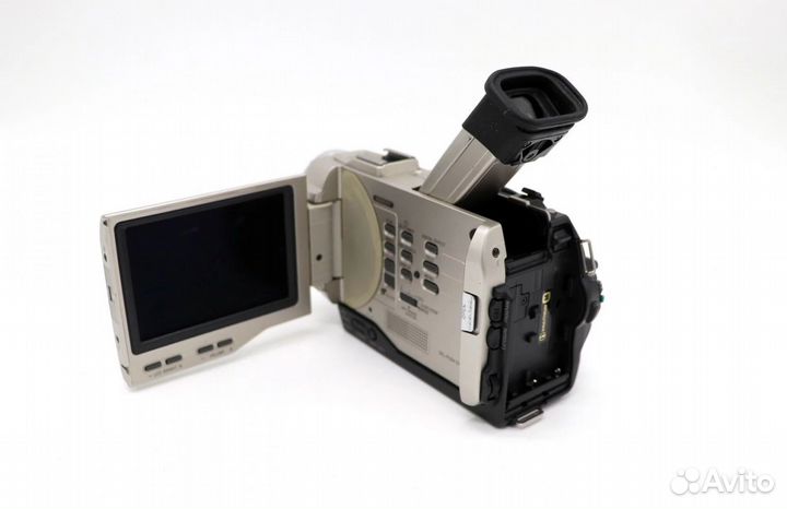 Видеокамера Sony DCR-TRV10E