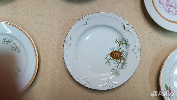 Тарелки фарфор СССР много