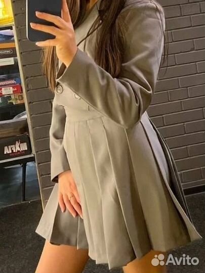 Костюм пиджак и юбка 42