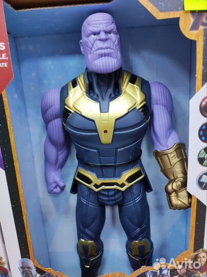 Фигурка супергероя злодея