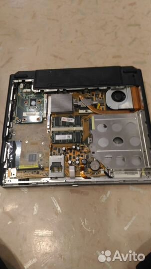 Ноутбук на запчасти