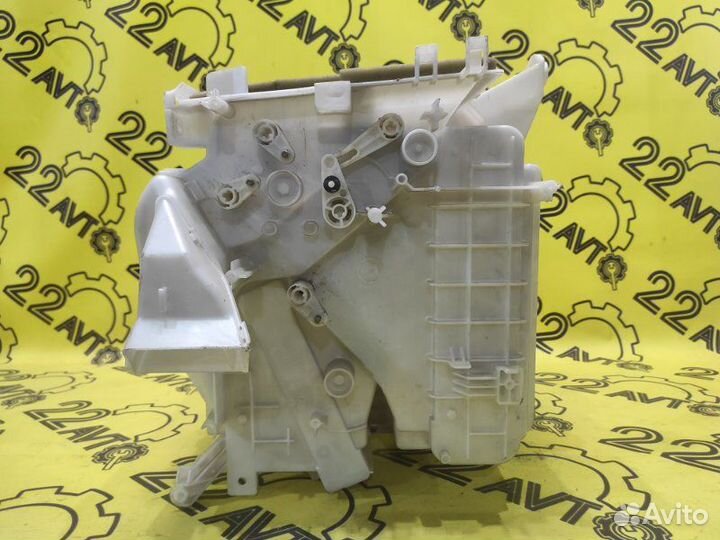 Корпус печки Toyota Corolla Runx NZE121 1nzfe