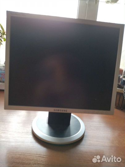 Монитор Samsung 17