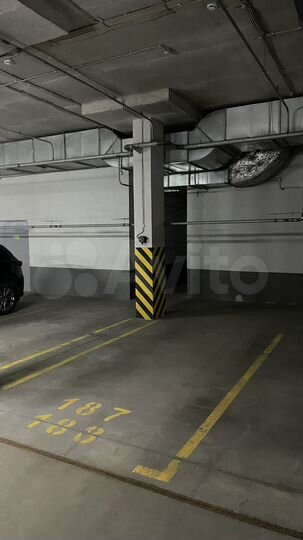 Машиноместо, 10 м²